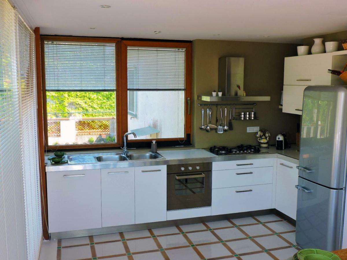 Loris House Villa มัสซาลูเบรนเซ ภายนอก รูปภาพ